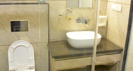 HOTEL ATIRAJ Room Type - Deluxe Room