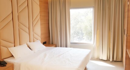 Hotel Anvi Room Type - Deluxe room