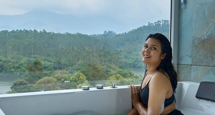 Eve Munnar Luxury Resort & Spa Room Type - Jacuzzi suite with lake view