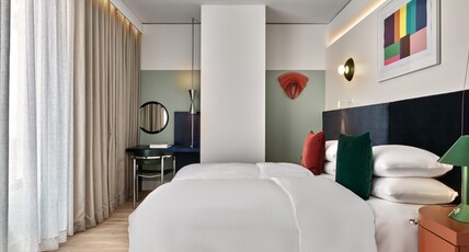 Kimpton MAIN FRANKFURT Room Type - 2 Twin Premium Accessible