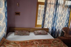 Queen Palace Homestay