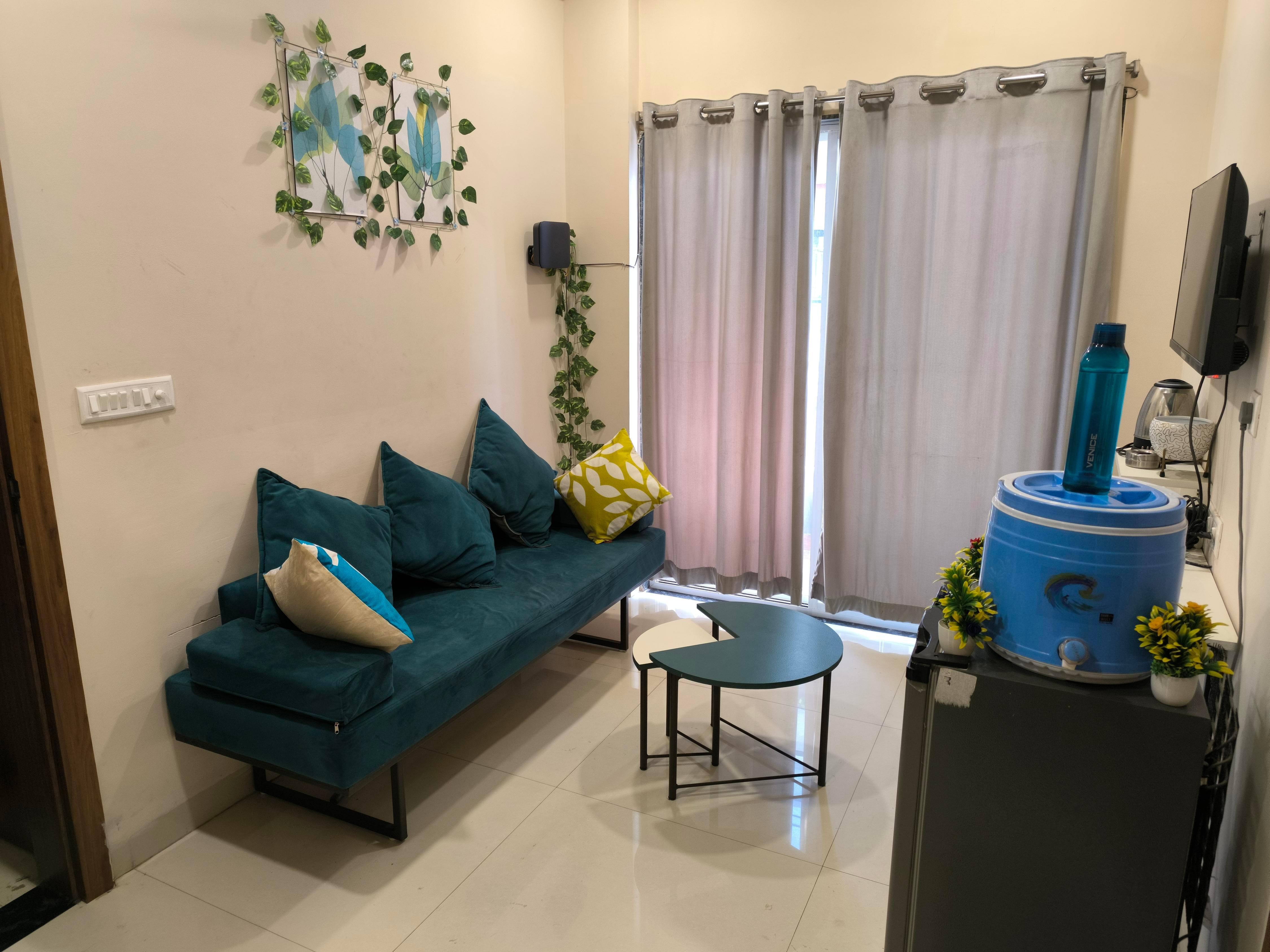 Orraica Stays Standard Living - Tap to explore photos