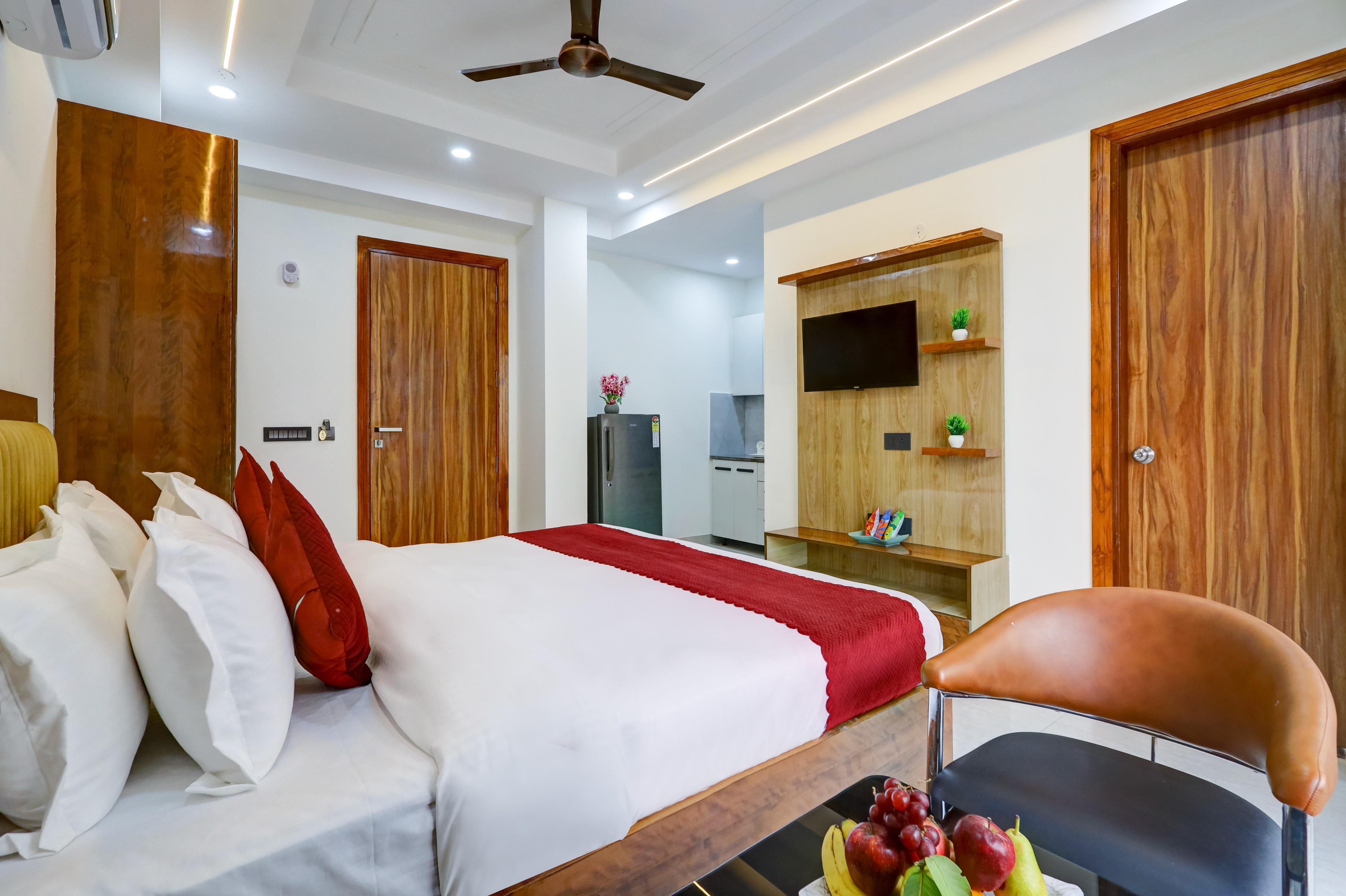 Hotel royal residency medanta sector 39 gurgaon - Tap to explore photos