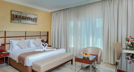 City Stay Hotel Expo Centre Room Type - Deluxe King Room