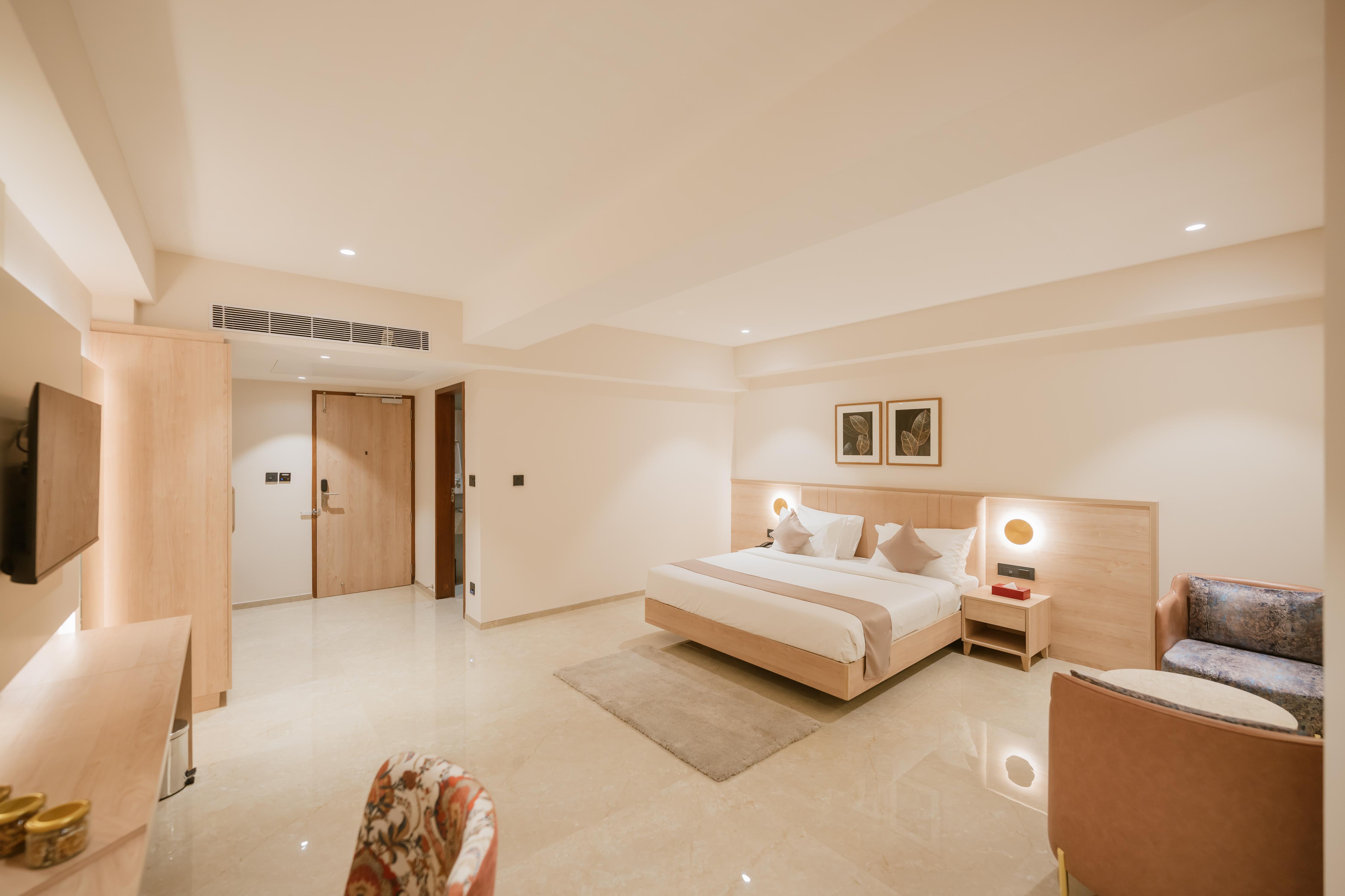 Loft Business Hotel