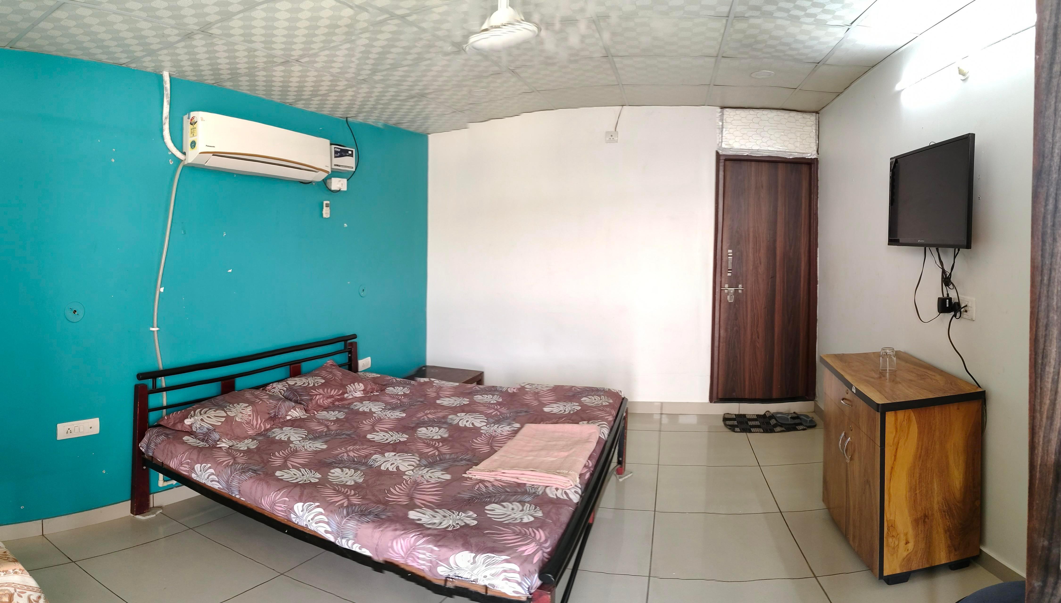 Ganesham Homestay - Tap to explore photos