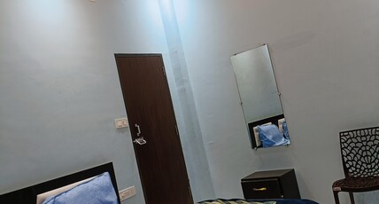 New Kaka Palace Room Type - Standard Bedroom 6