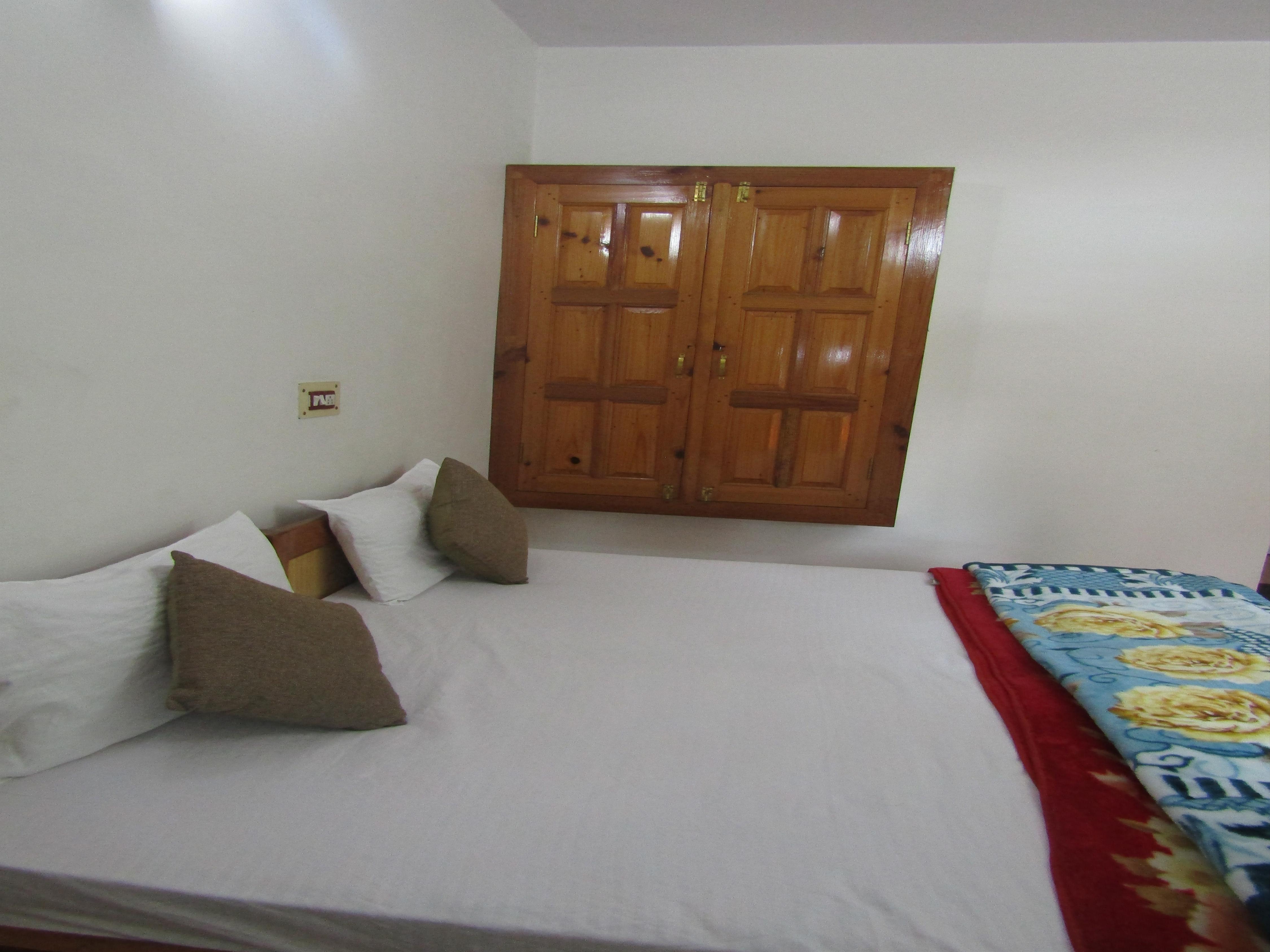 Lalis Guest House - Tap to explore photos