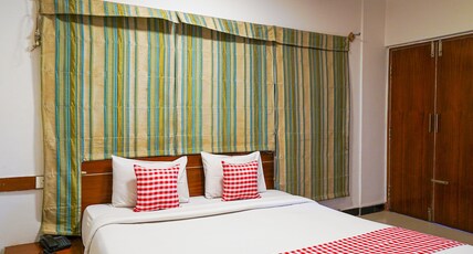 Sri Vishnu Inn Room Type - Suite Room
