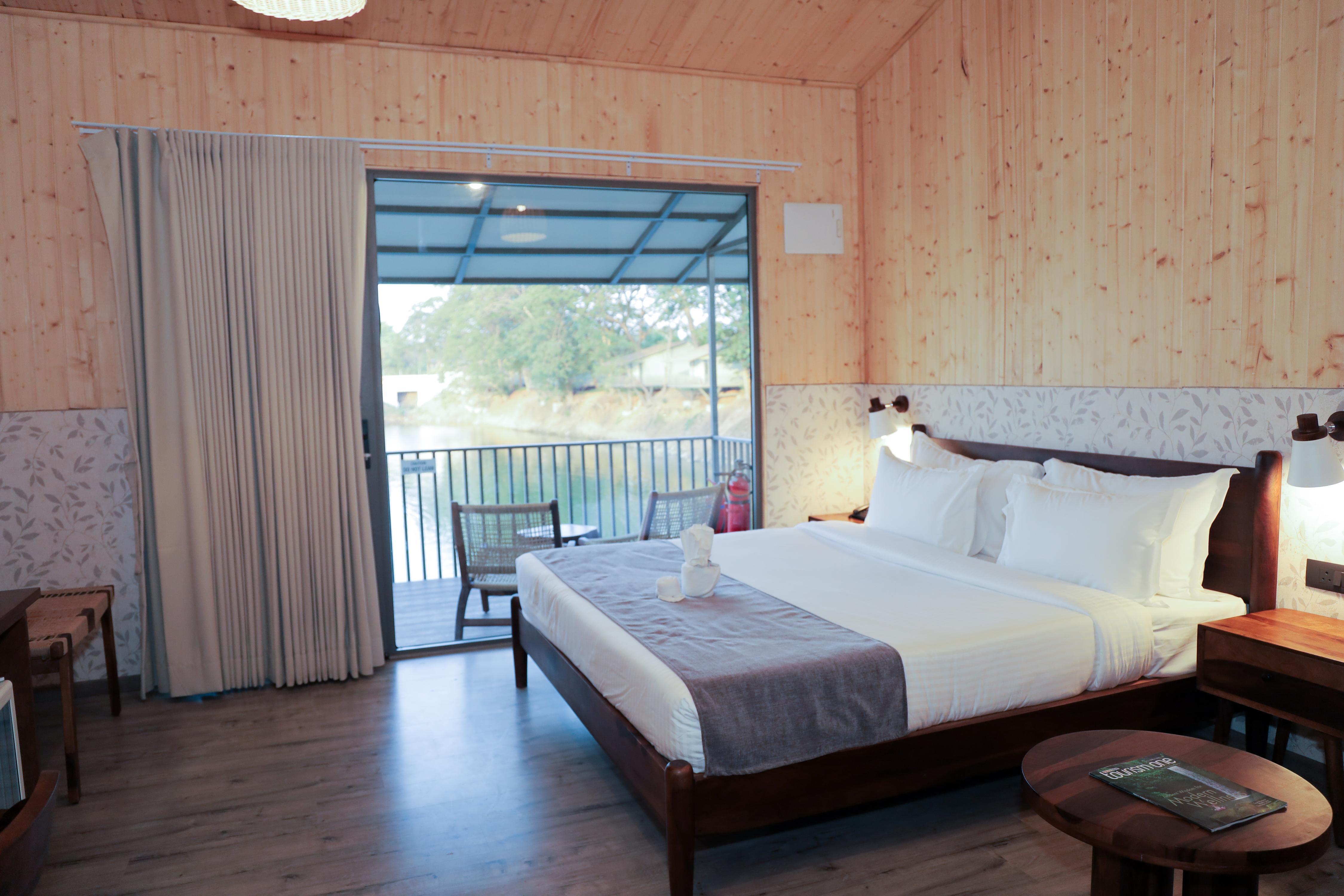 Praveg Lake Resort Daman Room Type - Duplex Ground Floor Lake View Cottages
