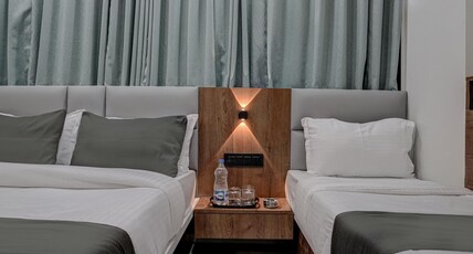 Hotel Paris Plaza Room Type - Tripple Bed Room