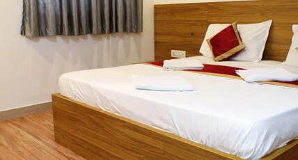 Hotel Royal inn Room Type - Deluxe Room
