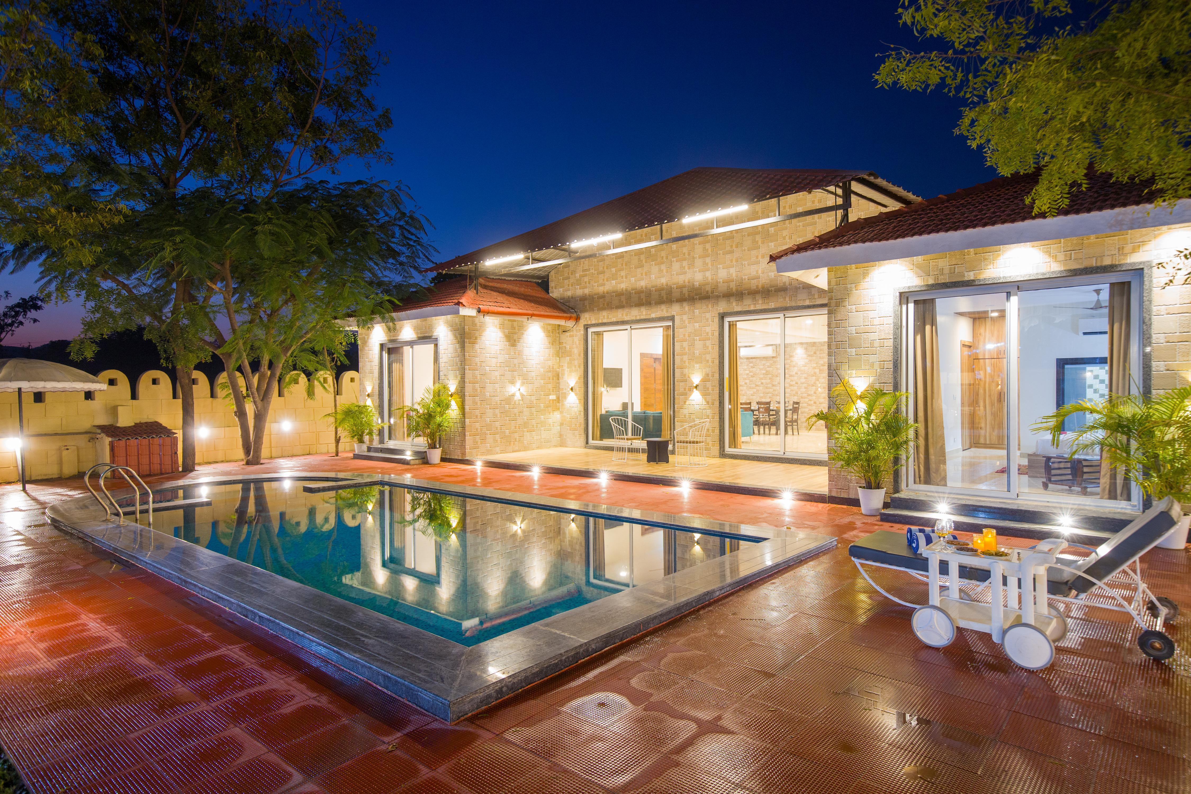 Villa Paradiso 5 BHK Luxury Retreat with Pool & Garden - Tap to explore photos