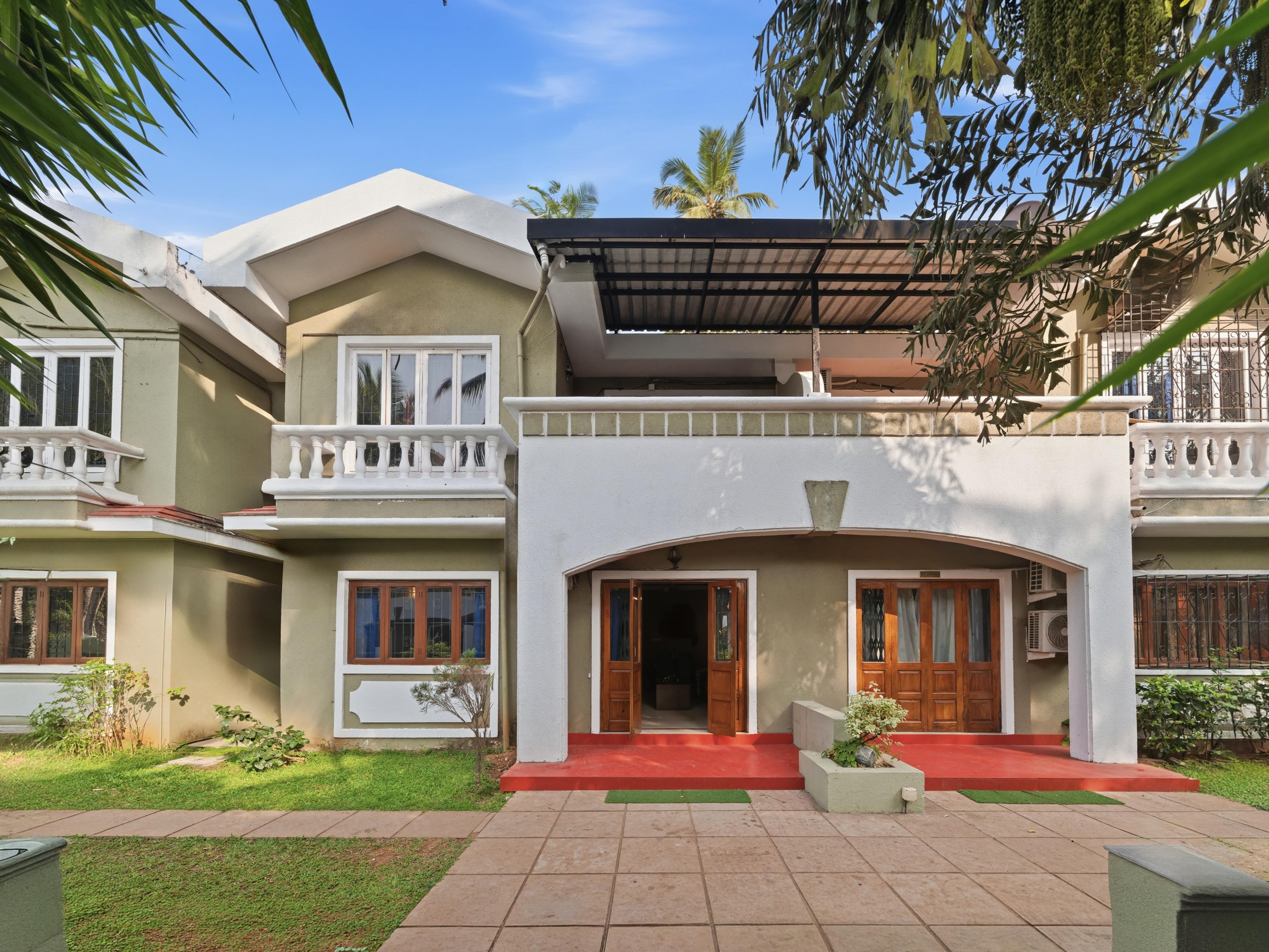 Bambi Stays Arpora 4BHK Villa (RV2) | Relax, Stay & Splash - Tap to explore photos
