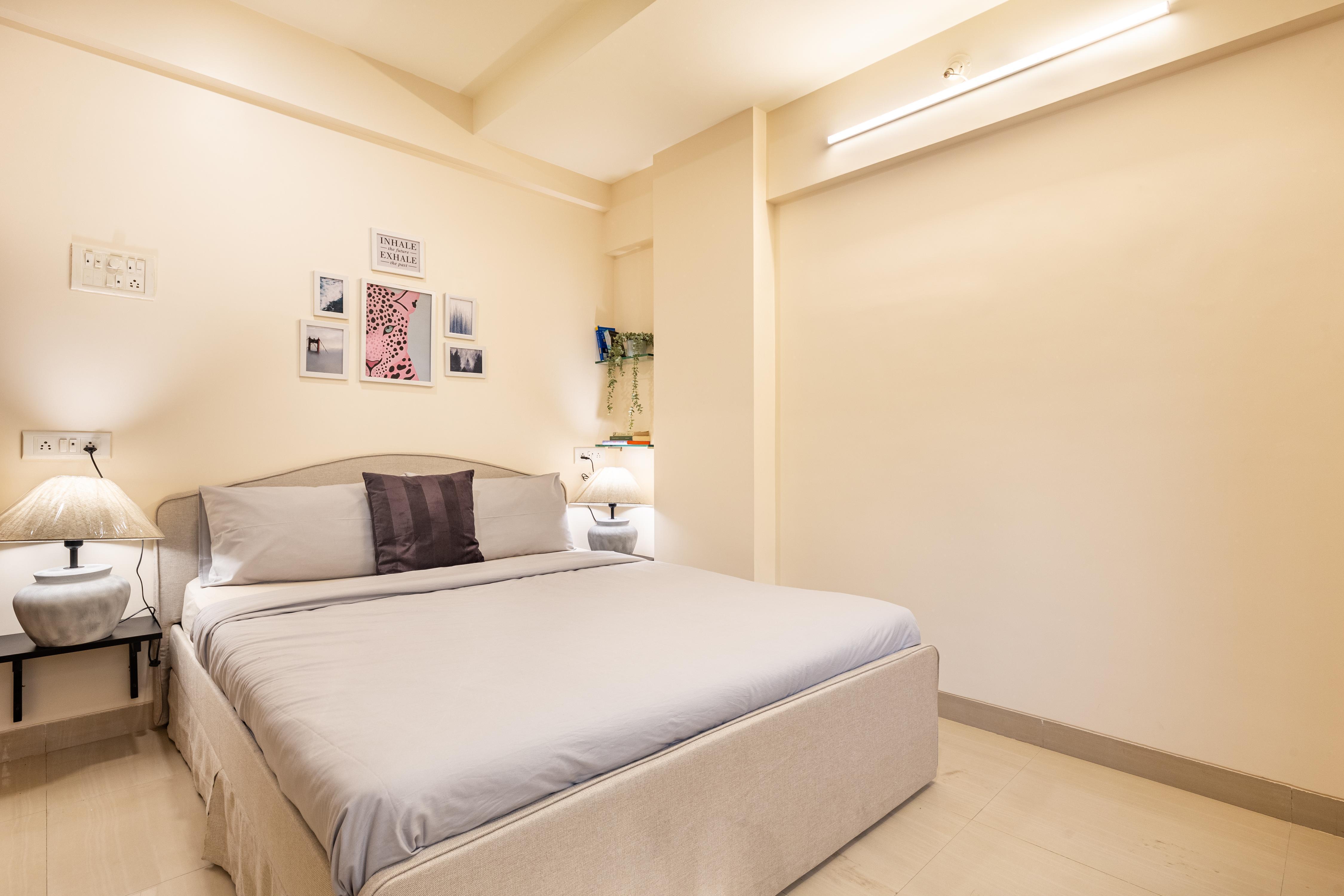 Tamarind House 2BHK Off Carter Road - Tap to explore photos