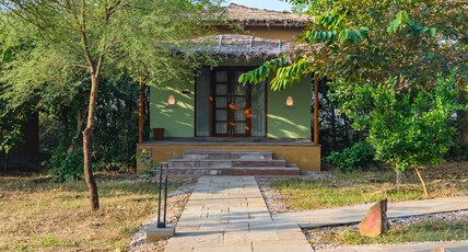 The Beehad Sariska Room Type - Luxury cottage with Private Sit-out