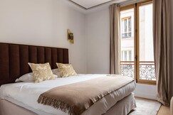 Sublime Apt - 3BD/6P -Arc de Triomphe