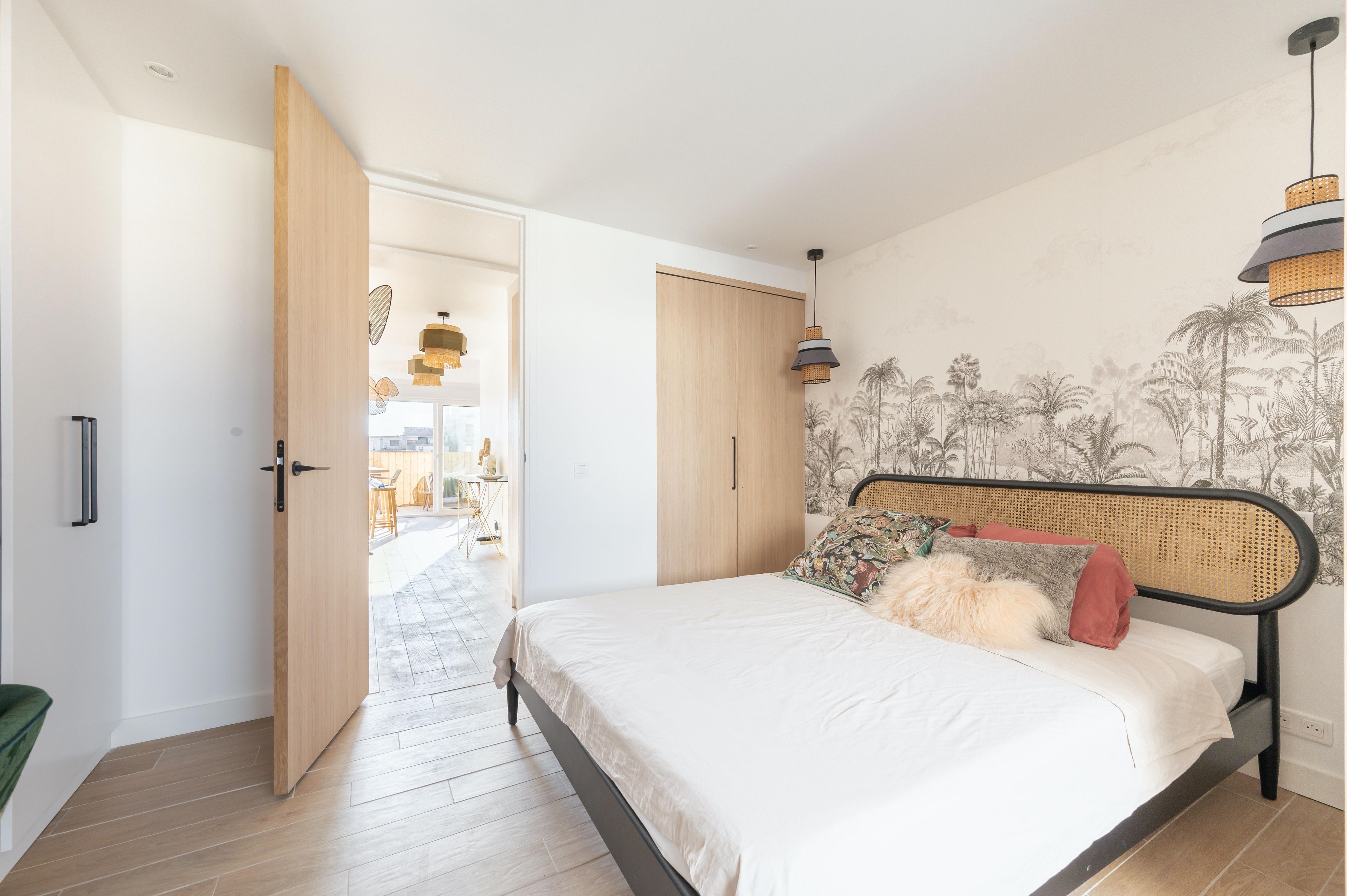 Beautiful flat with terrace - Carre d'Or Cannes - Tap to explore photos