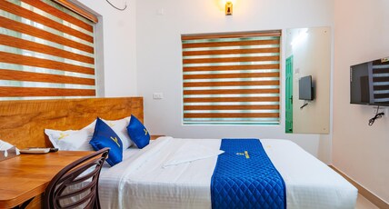 Breeza Homes, Technopark, Trivandrum Room Type - AC Double Room