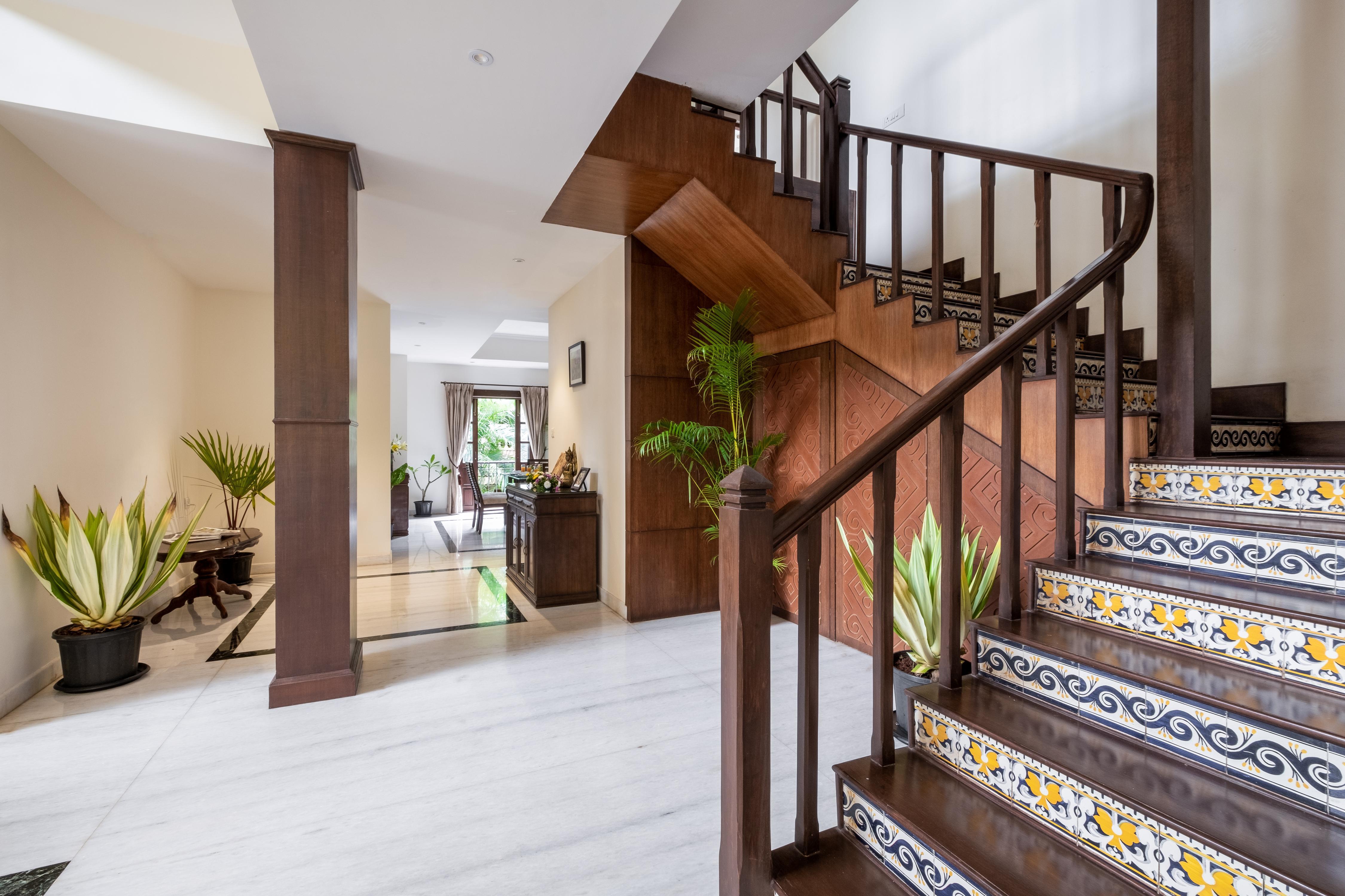 Staymaster LuxeHorizon Spacious 8 BHK Dona Paula - Tap to explore photos