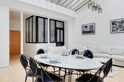 Authentique Apartment - 1BR- 2P- Voltaire