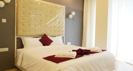 JRK RESIDENCY Room Type - Premium Suite Room