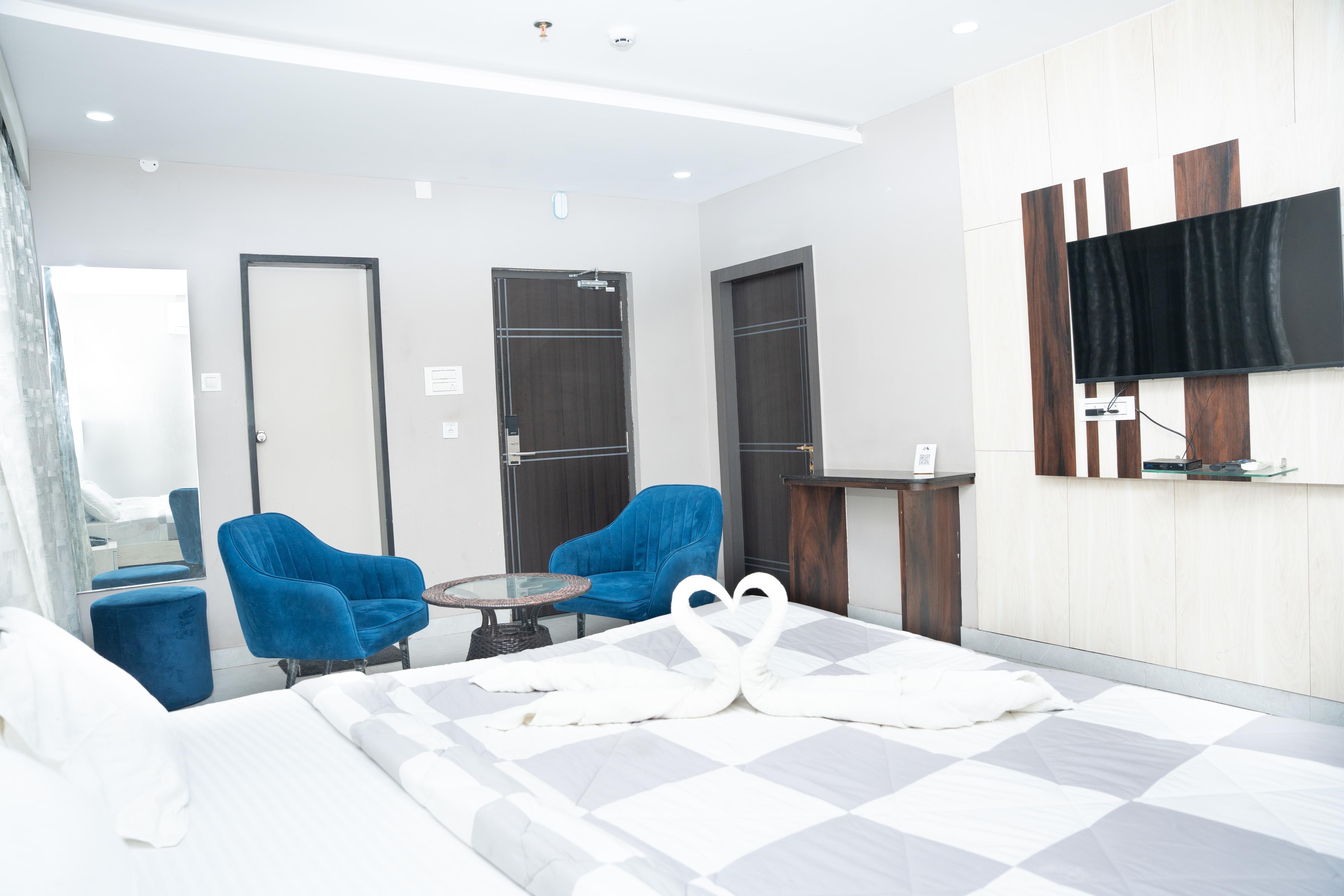 Meghana Conventions Room Type - Suite Room