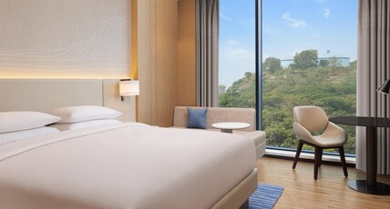 Courtyard By Marriott Ranchi Room Type - Superior, Guest room, 1 Queen,  City view