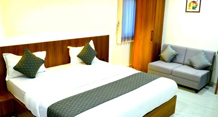 Hotel Aagman Room Type - Gold Room