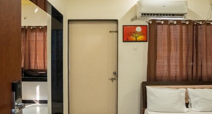 Gapstays Room Type - Deluxe Room with Balcony