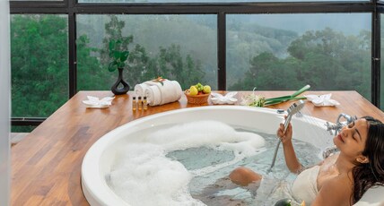 Velvet Clouds Munnar Room Type - Valley View Jacuzzi Suite Velvet Clouds Munnar Room Type - Valley View Jacuzzi Suite