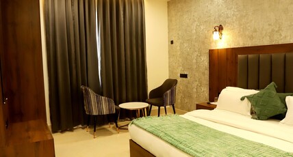 Hotel Dhingra Inn ,Rewari Room Type - Deluxe Room