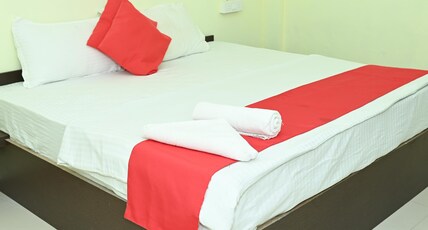 Nisarg Blue Rooms Room Type - Couple Room