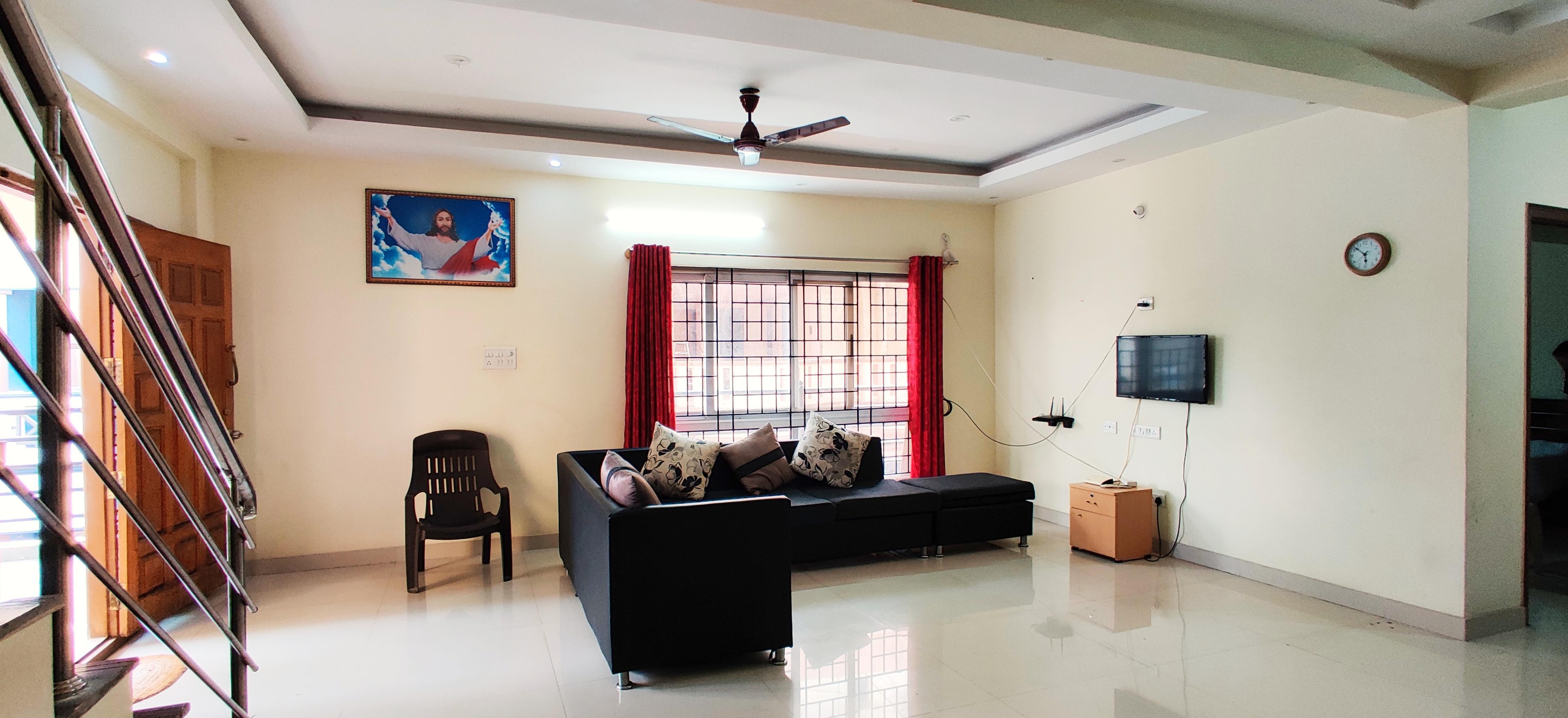 Love Dale Homestay Bengaluru | LD2 - Tap to explore photos