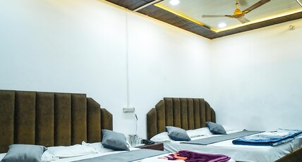 Shri Bankey Bihari Guest House Room Type - Big Family Room