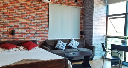 Love Dale Homestay Bengaluru | LD1 Room Type - Binge Room | 402