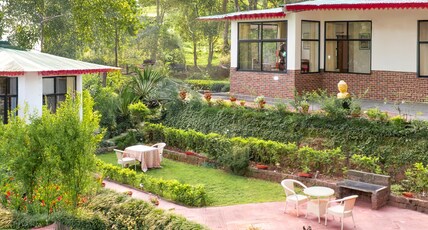 ama Stays and Trails Writer's Hill Nahan, Sirmaur Himachal Room Type - Writers Hill Premium room