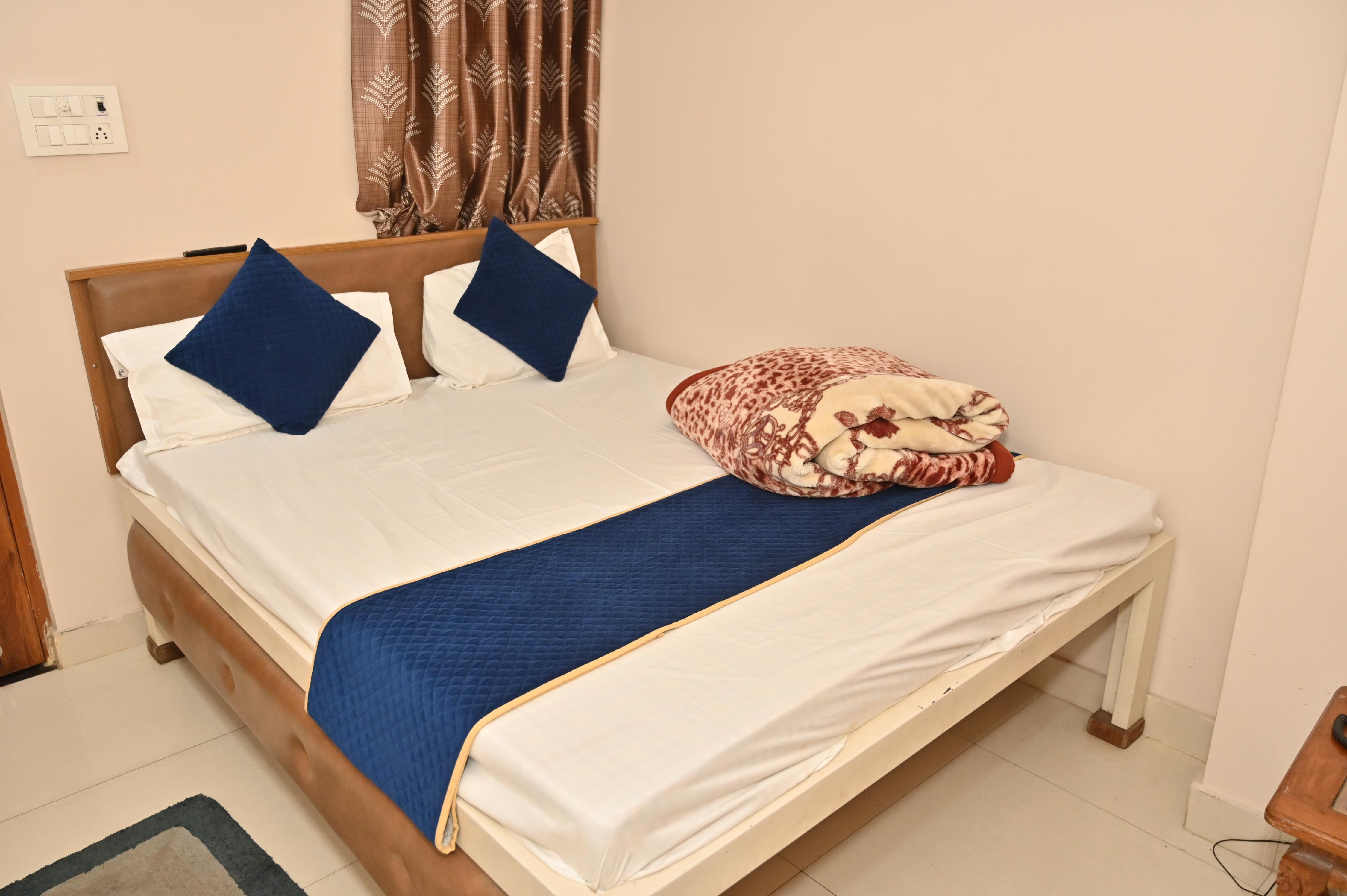 Hotel CN Comforts - Tap to explore photos