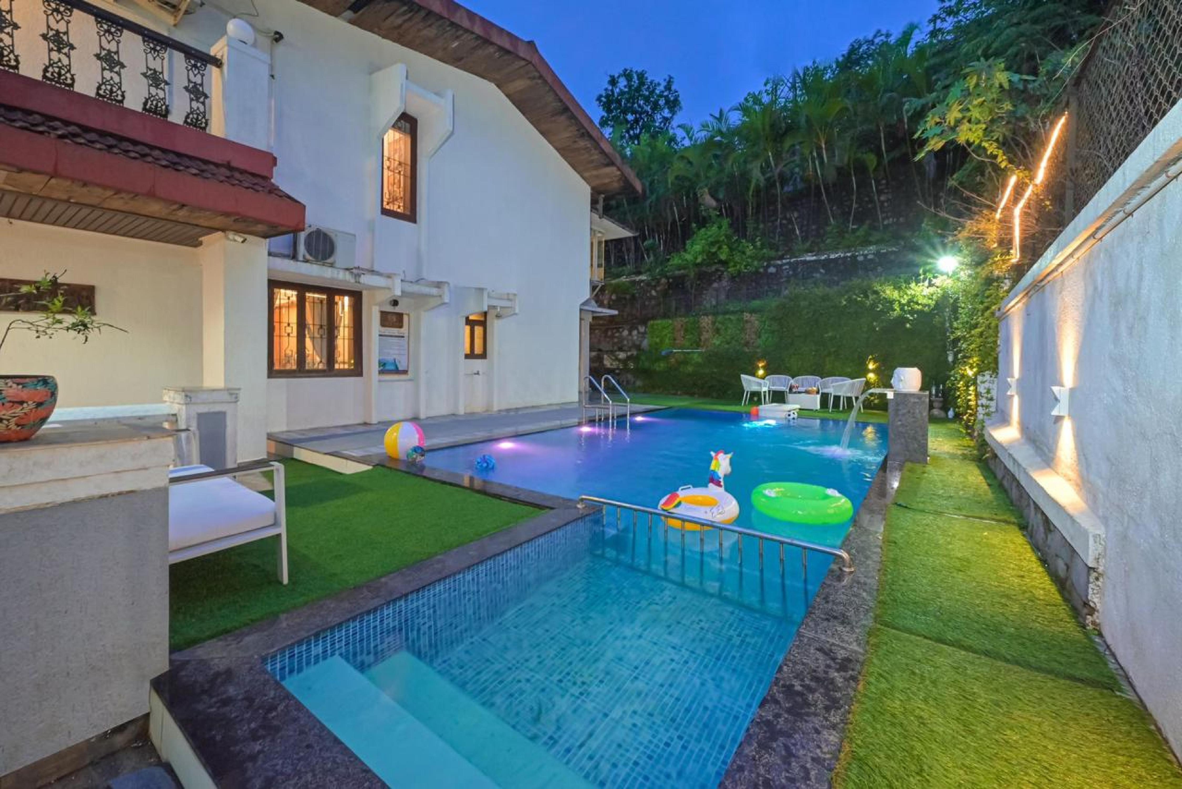 CZN 4BHK Villa with Private Pool - Tap to explore photos