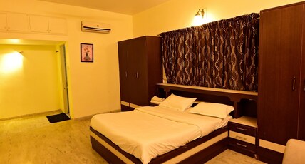 Green Munia (1 KM from Nakki Lake) Room Type - Deluxe AC Room