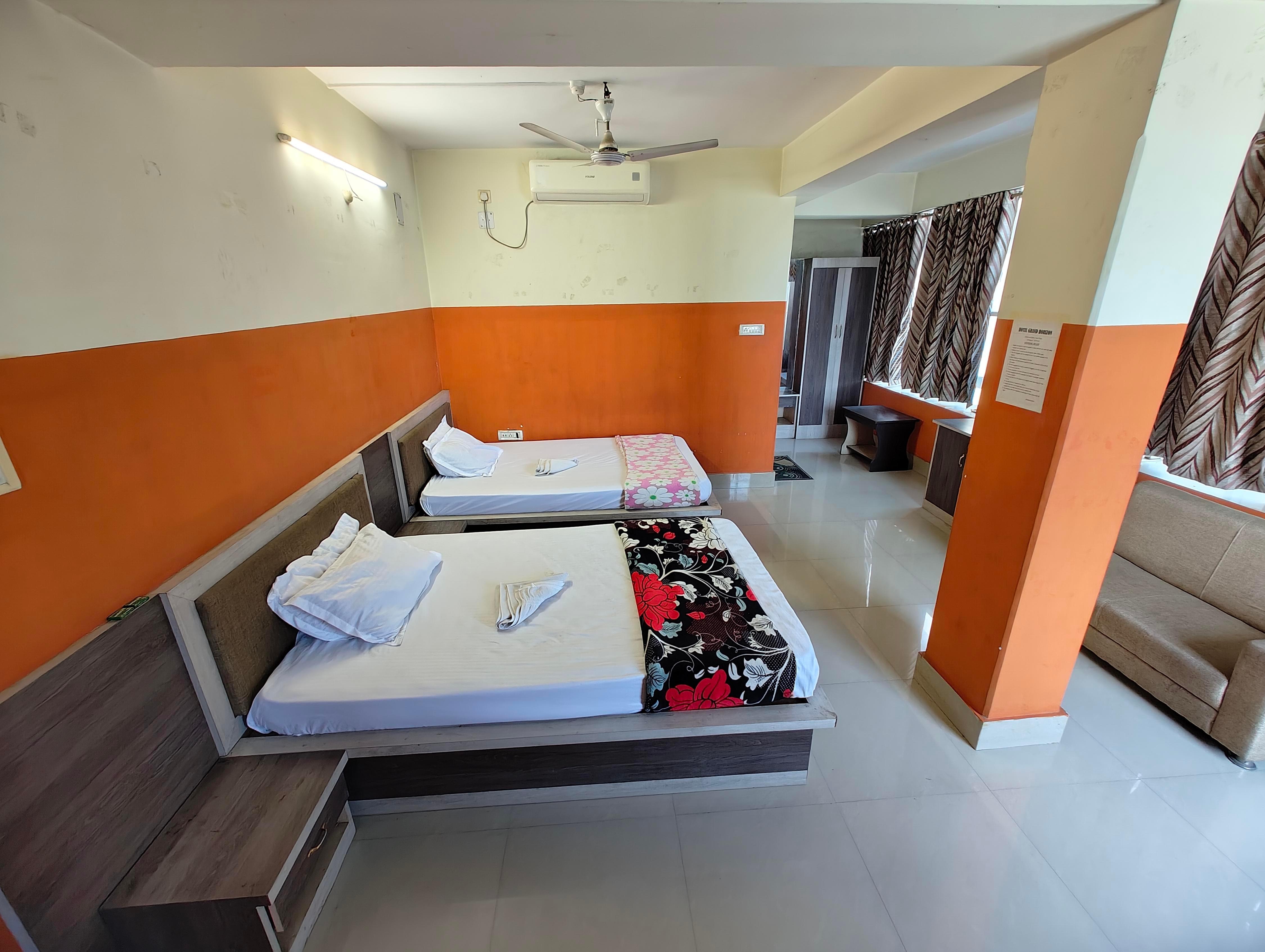 Grand Horizon Room Type - Twin room AC