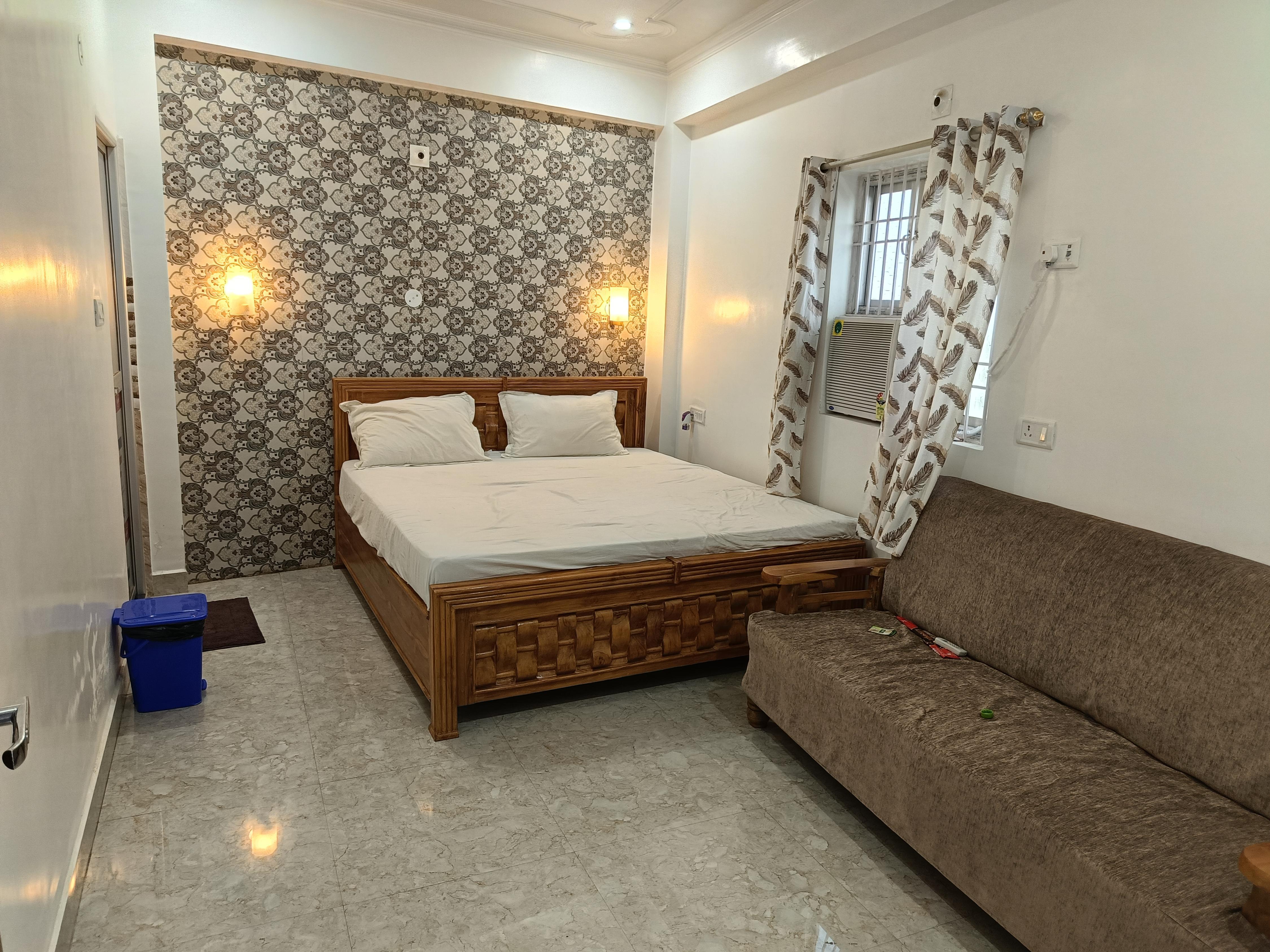 Hotel Ishan Residency