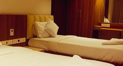 Hotel Vintage Classic Room Type - Deluxe Twin Bed - City View