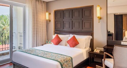 Effotel by Sayaji Calangute, Goa Room Type - Premium Grand room with Queen Bed