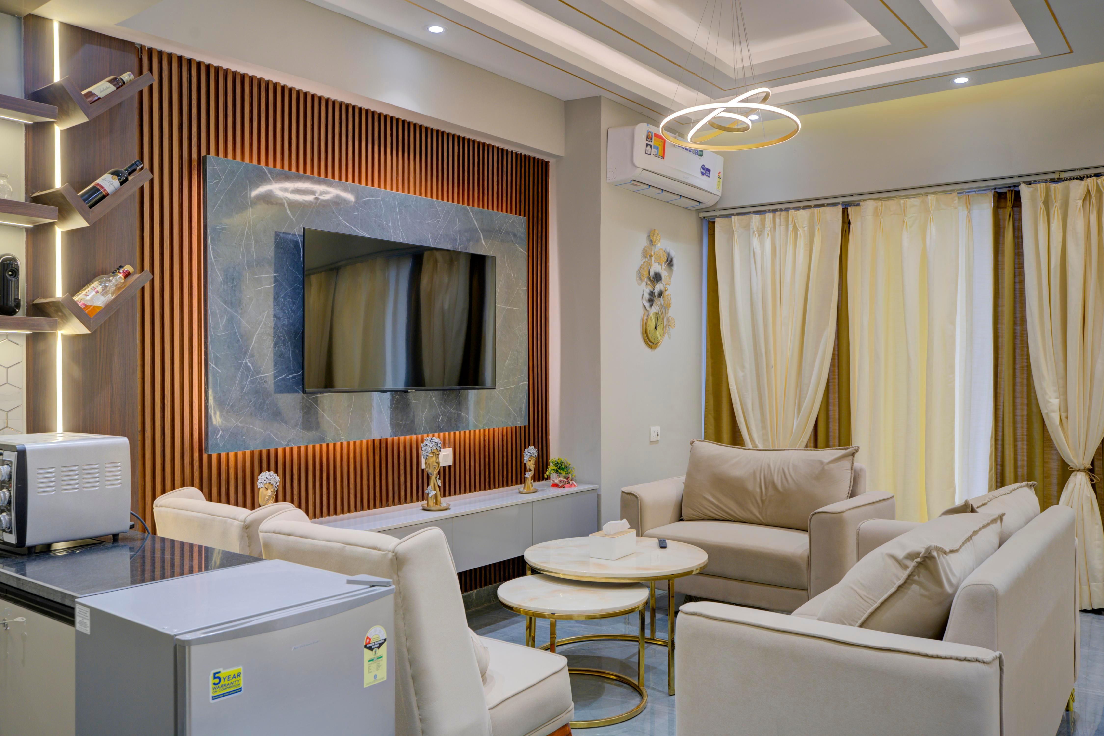 Most Luxurious Unit in Noida YourHomelystudio - Tap to explore photos