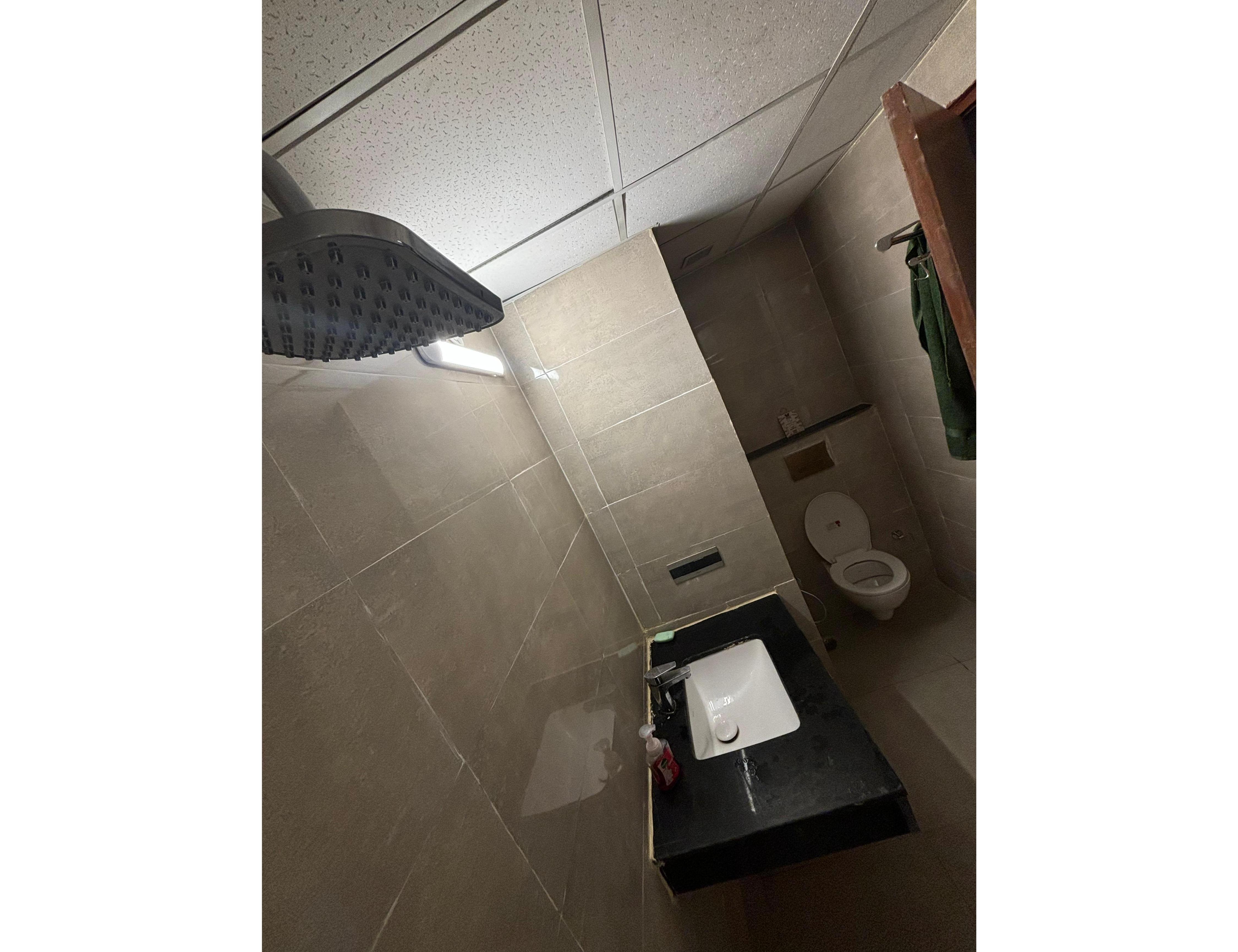 Voyage Inn Omaxe Apartment@ Hazratganj - Tap to explore photos