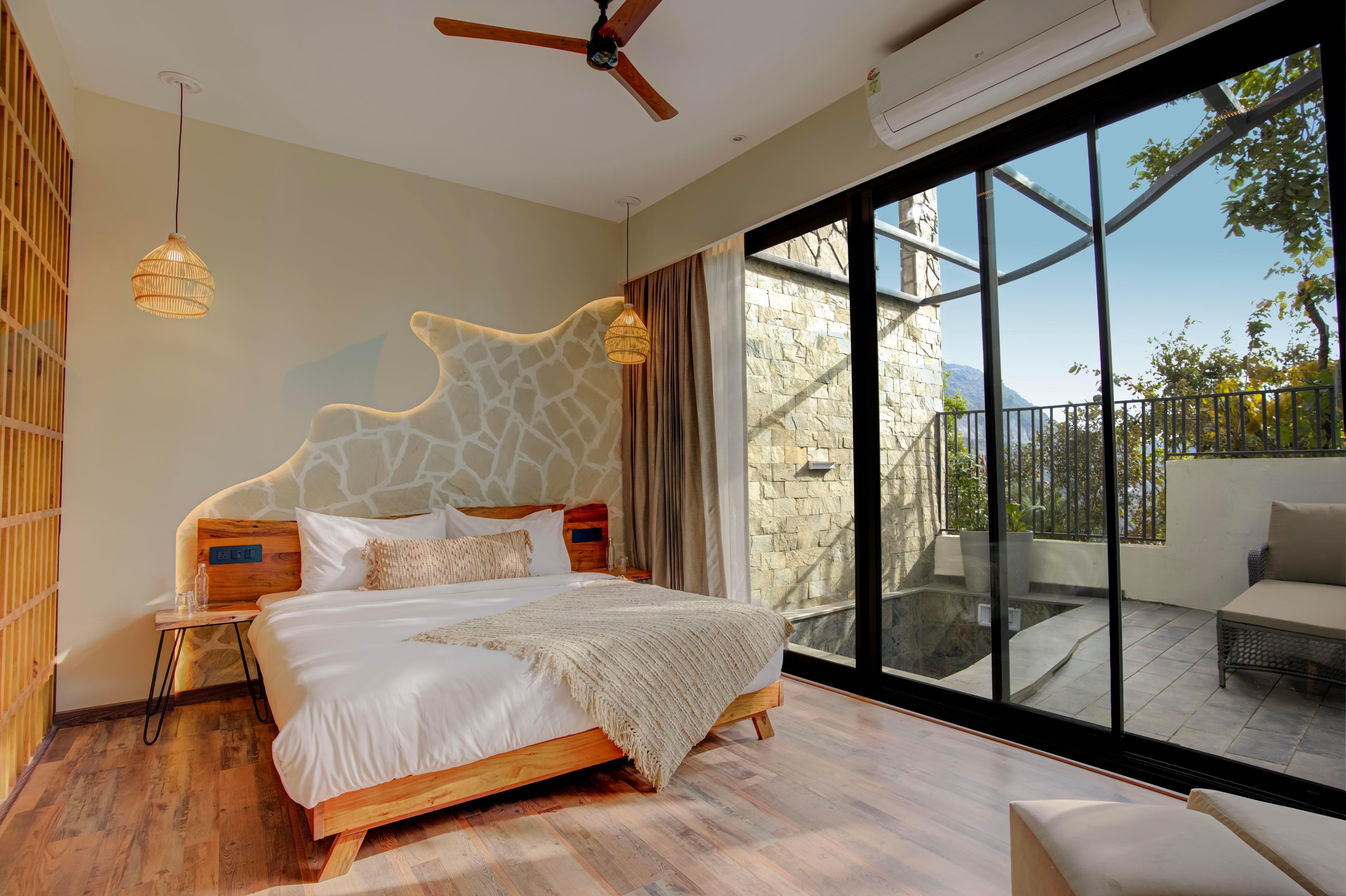 Moshams |A Home with Elegance Room Type - NEERA