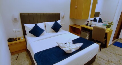 Yellow Sapphire Hotel Gachibowli Room Type - Deluxe