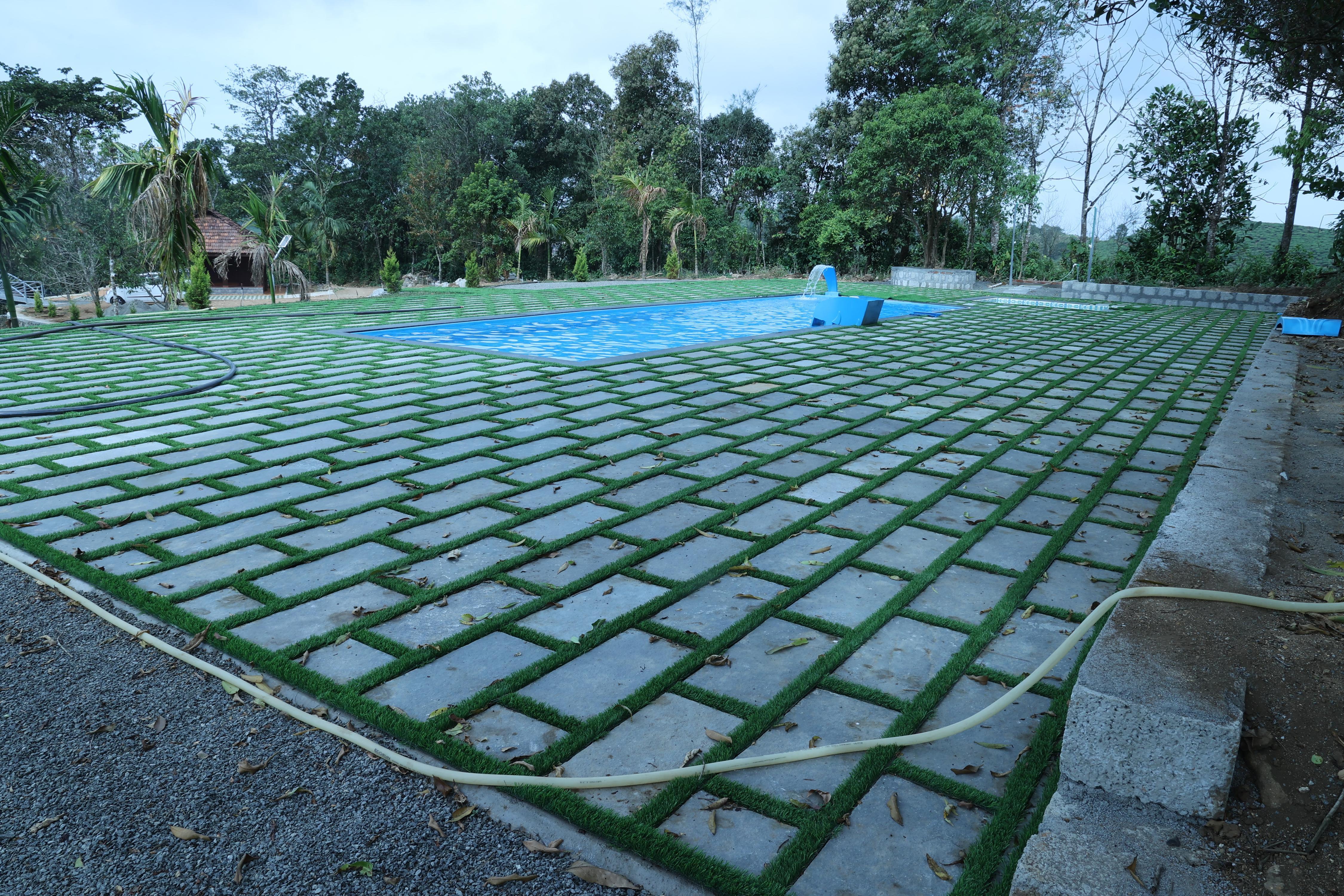 Lakeview Palace Cottages Vagamon - Tap to explore photos