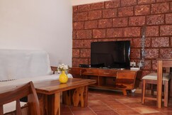 Gulmohar 3 BHK by SoulStays